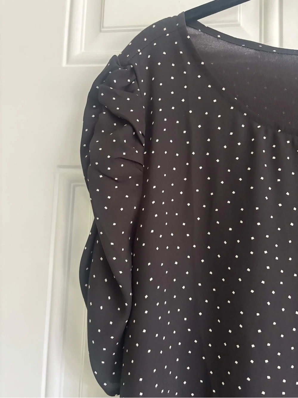 LOFT Mixed Media Black /White Polka Dot Puff-Sleeve Blouse, Size Medium